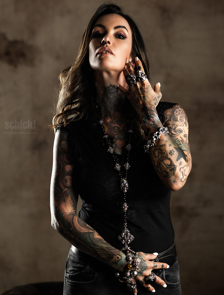 Petra Ellenberger - Tätowiererin