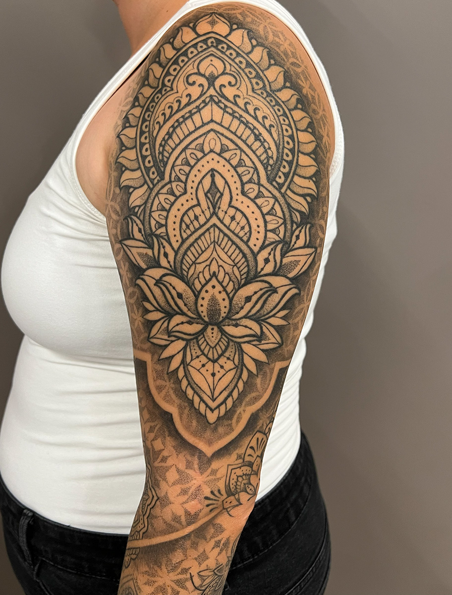 Mandala-Tattoo Arm komplett